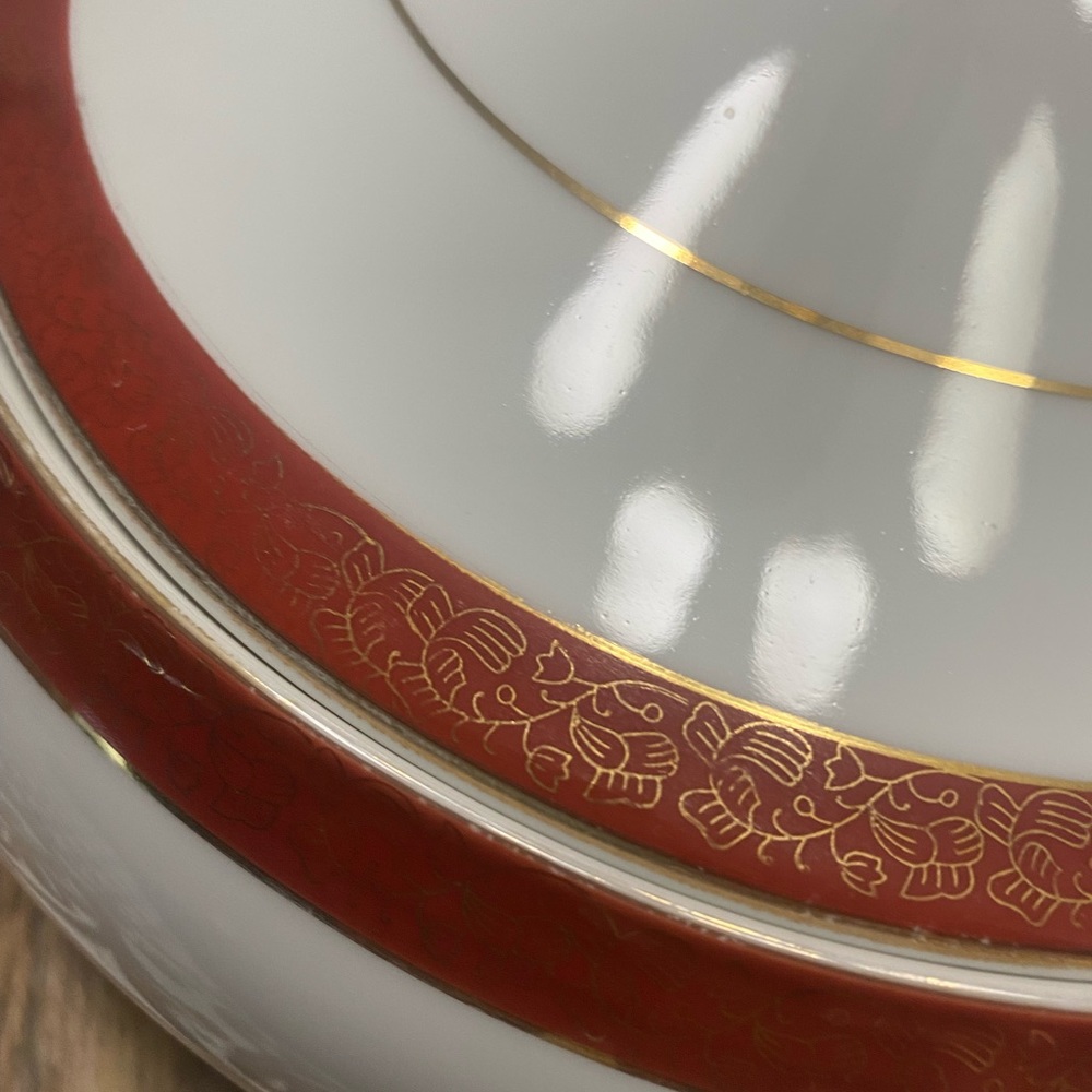 Vintage crown empire serving bowl with lid - Picture 2 of 10